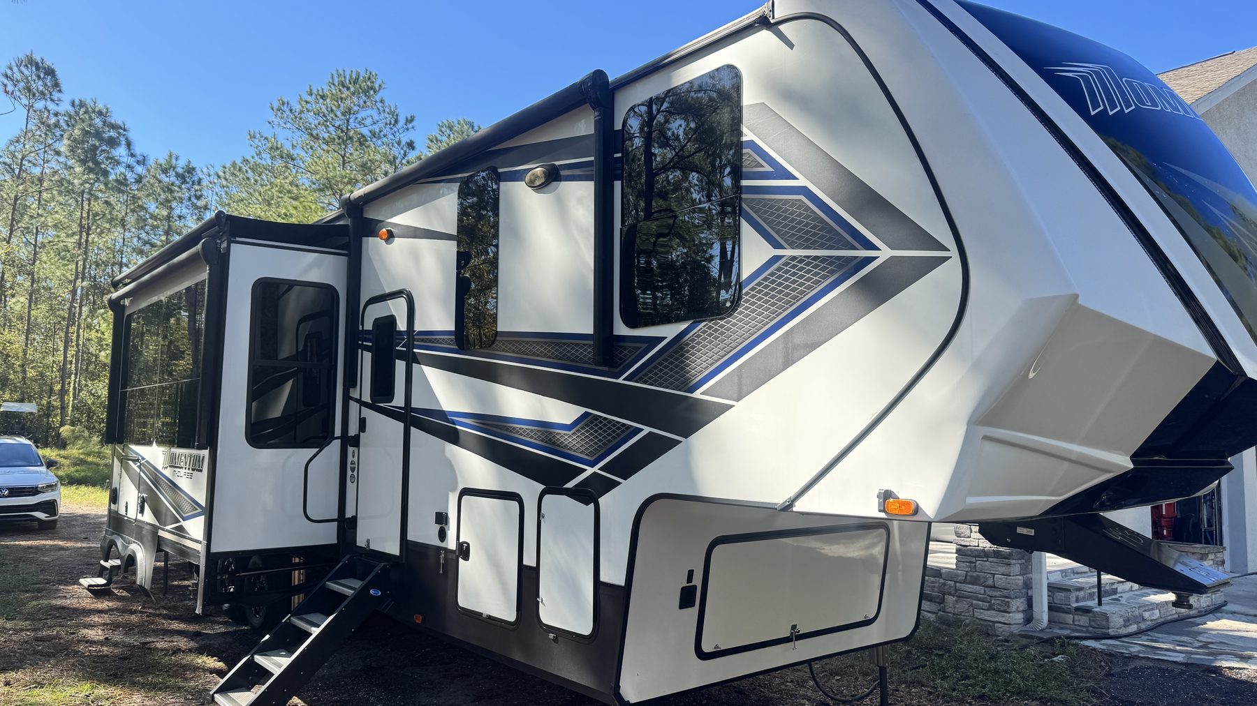 RV Wash and Wax in Spring Hill, FL by Detail Dudez